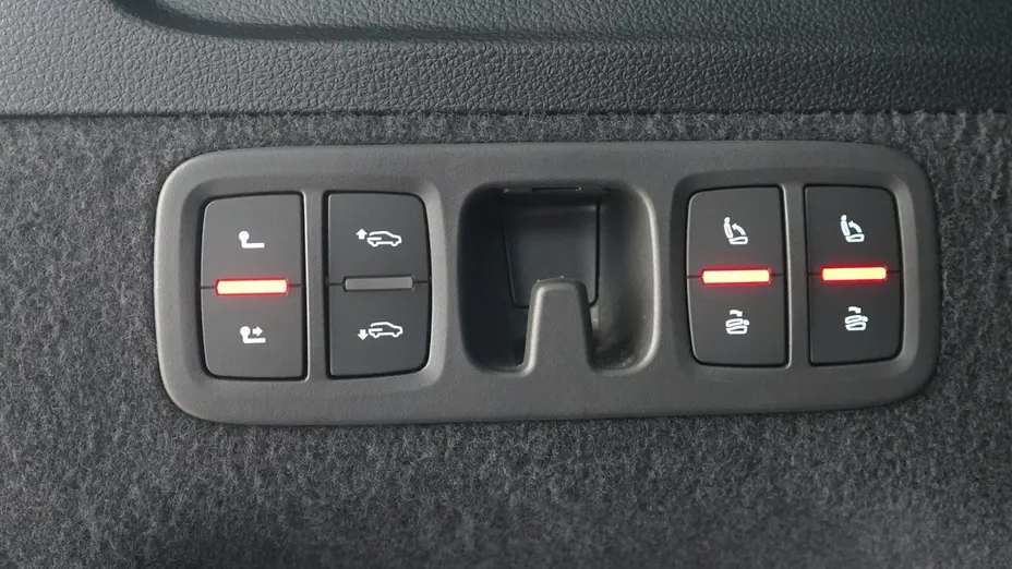 AUDI Q7 -