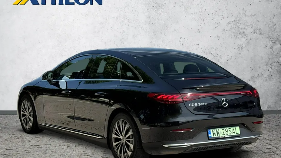 MERCEDES-BENZ EQE -