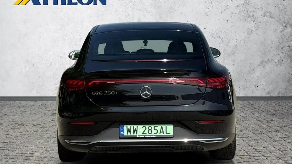 MERCEDES-BENZ EQE -