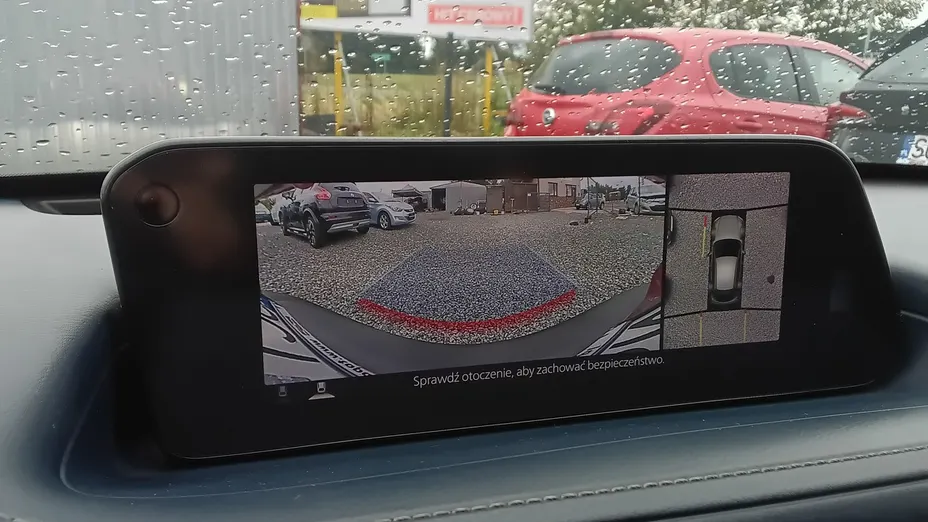 MAZDA CX-30 -