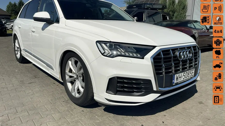AUDI Q7 -