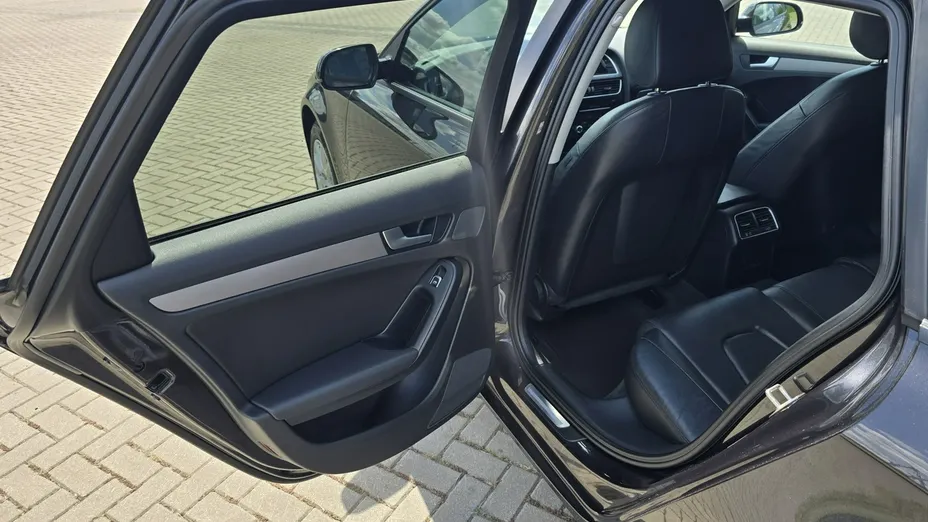 AUDI A4 Avant -