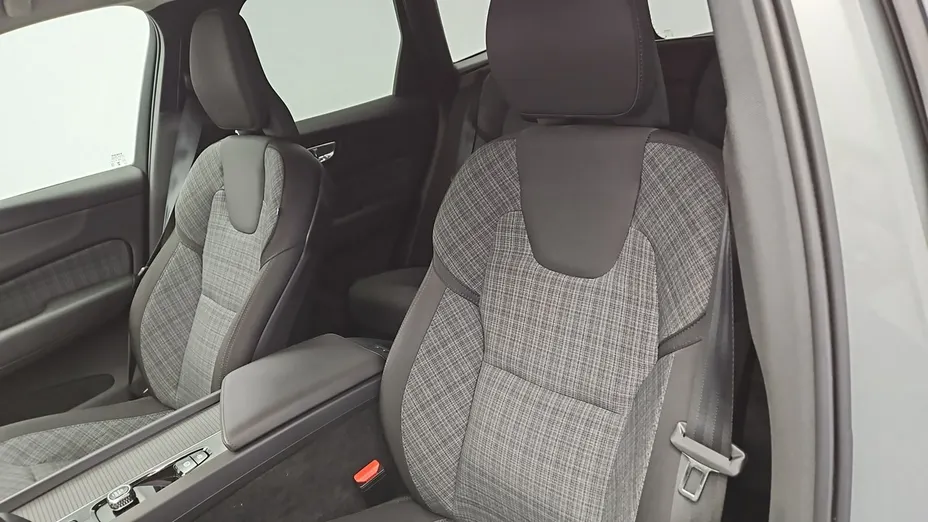 VOLVO XC60 -