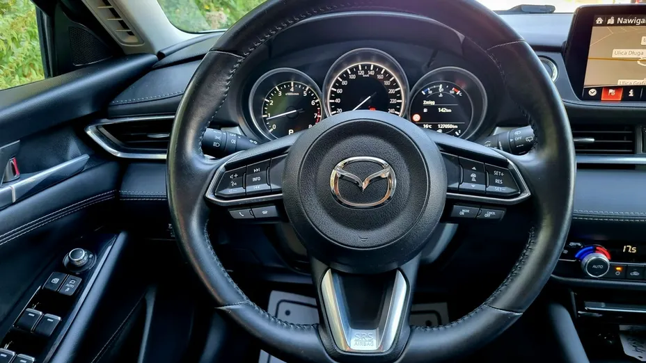 MAZDA 6 -
