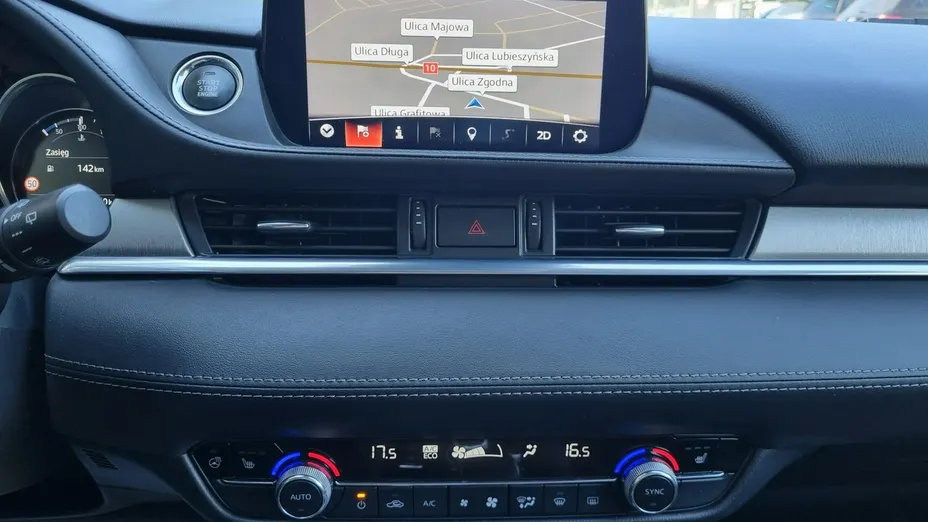 MAZDA 6 -