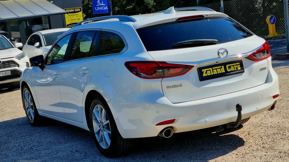 MAZDA 6 -