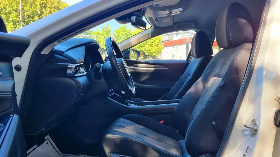 MAZDA 6 -