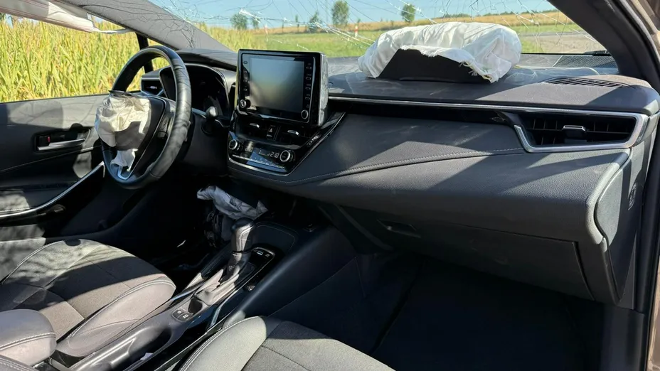 TOYOTA Corolla -