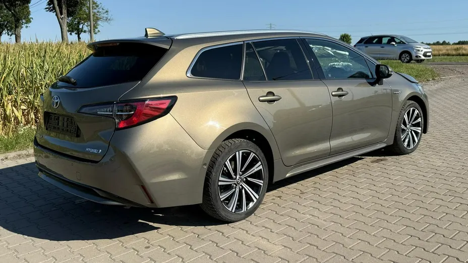 TOYOTA Corolla -
