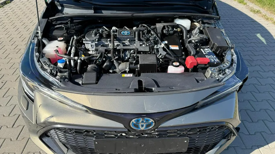 TOYOTA Corolla -