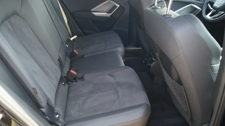 AUDI Q3 -