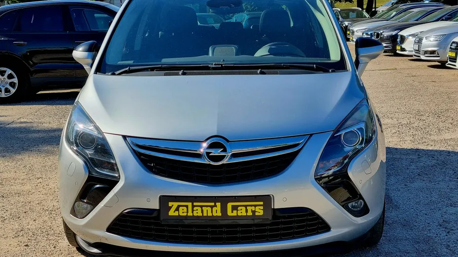 OPEL Zafira -
