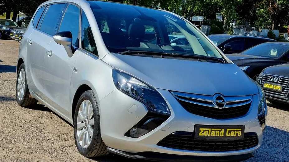 OPEL Zafira -