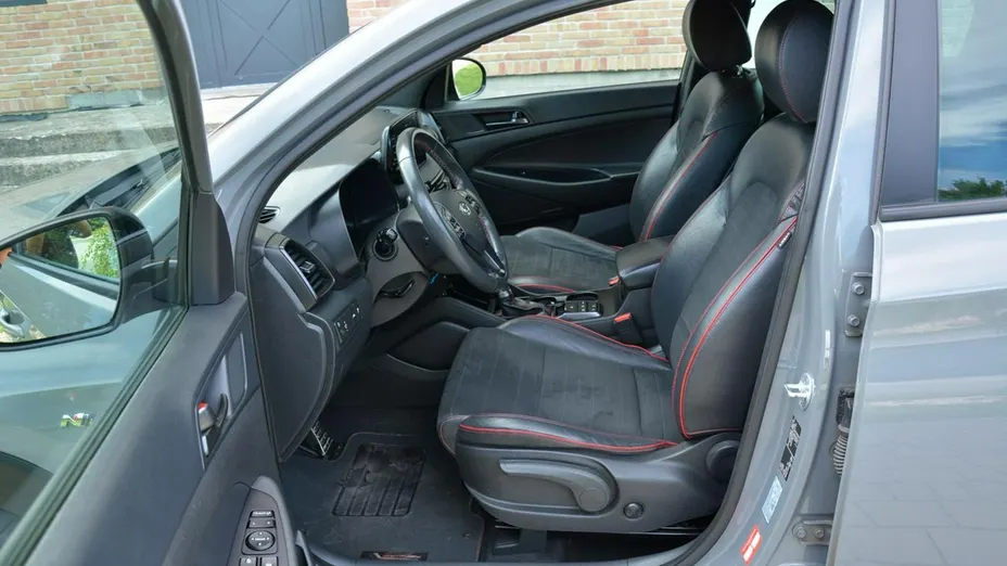 HYUNDAI Tucson -
