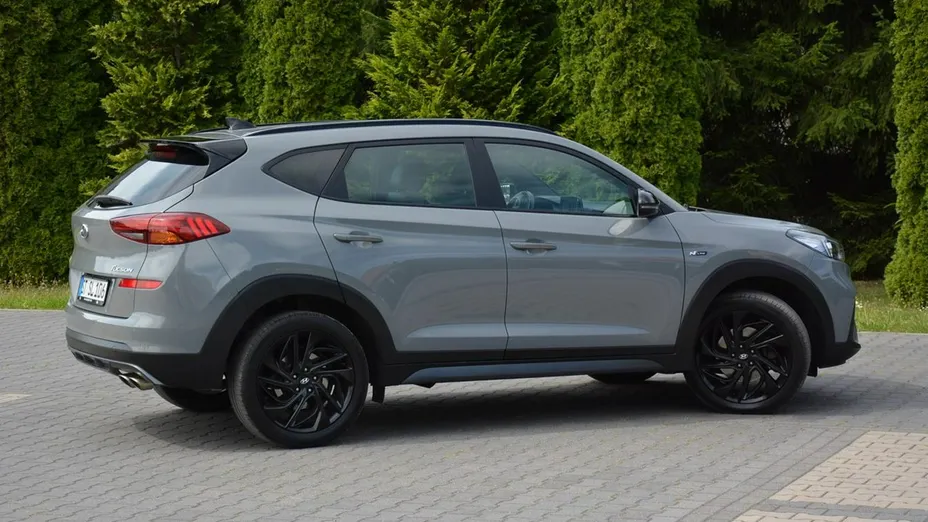 HYUNDAI Tucson -