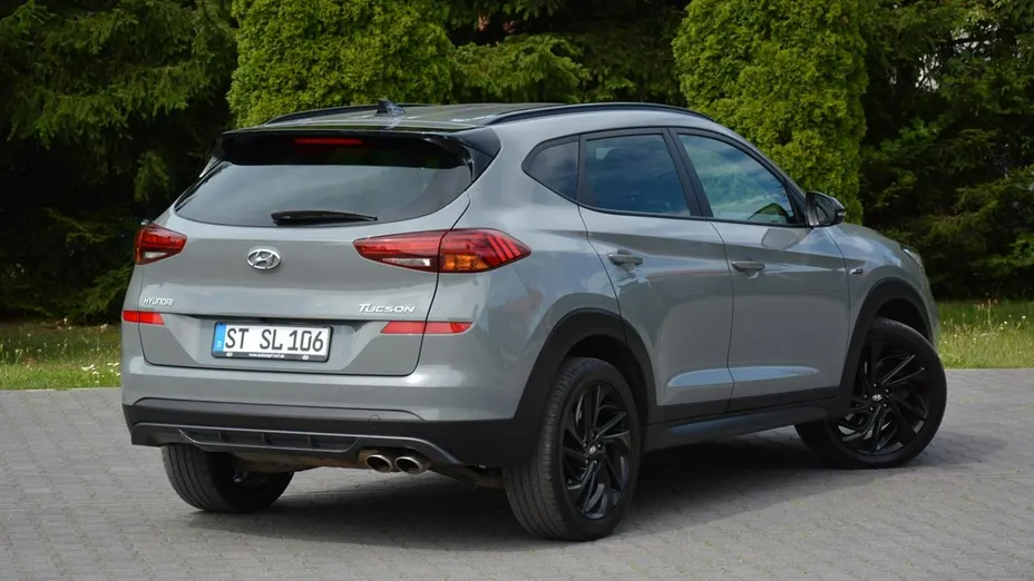 HYUNDAI Tucson -