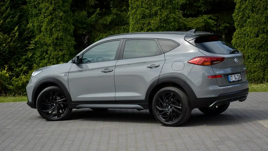 HYUNDAI Tucson -