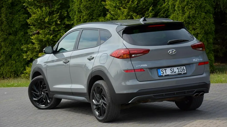 HYUNDAI Tucson -