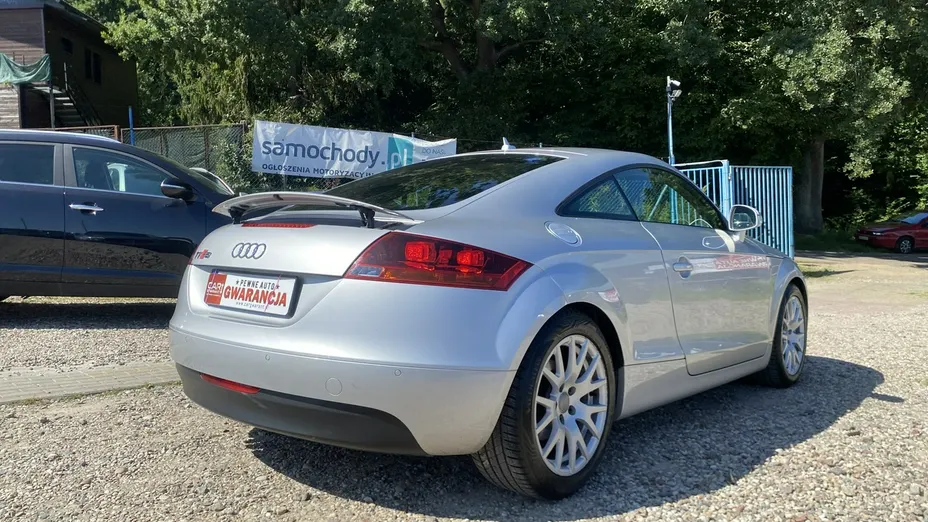 AUDI TT -