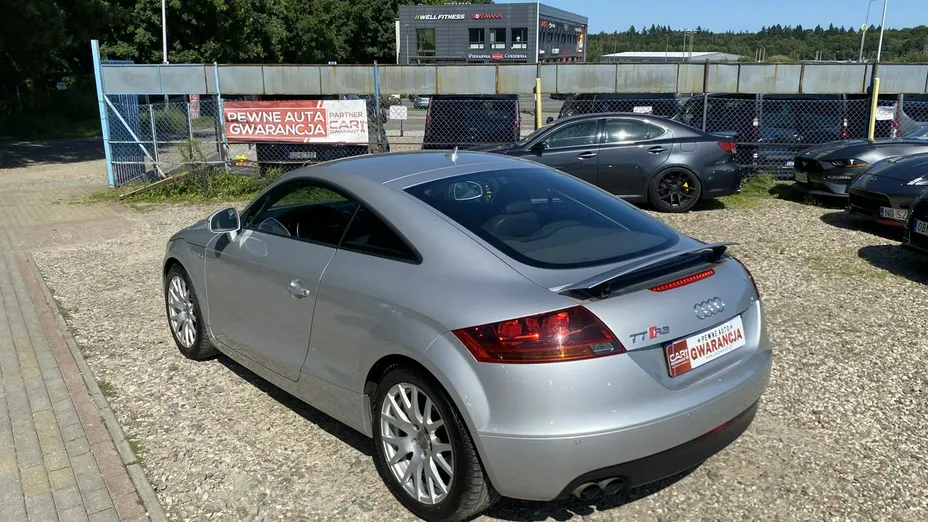 AUDI TT -