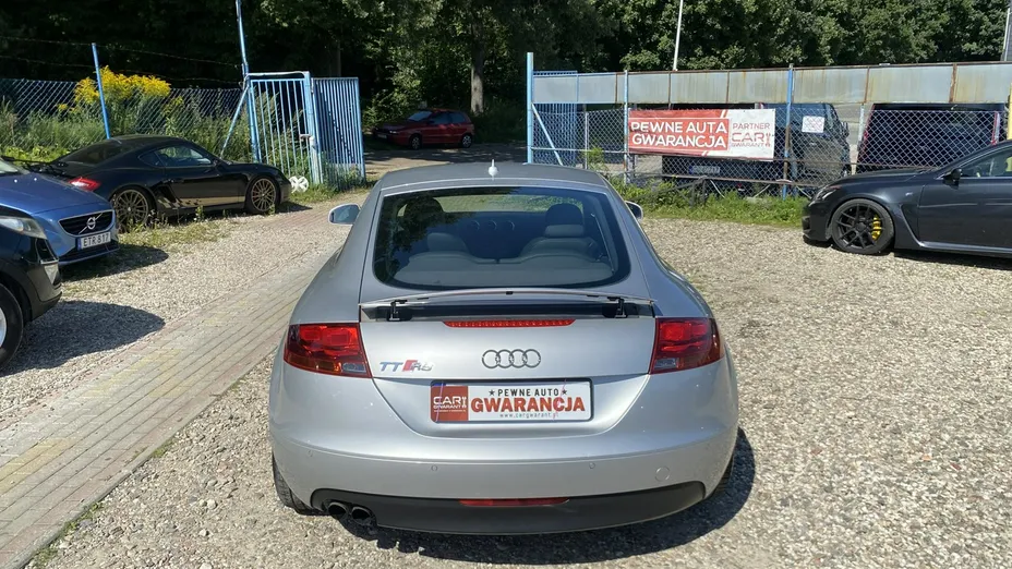 AUDI TT -