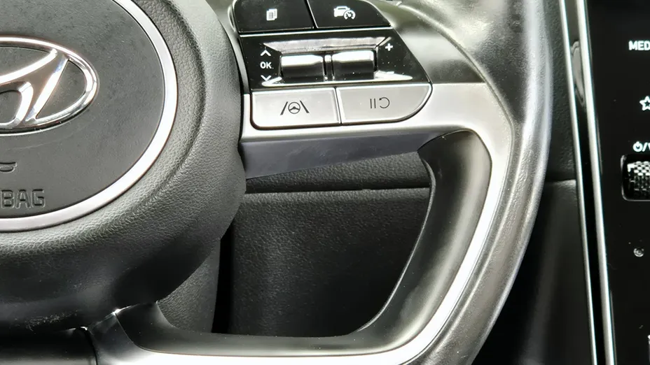 HYUNDAI Tucson -