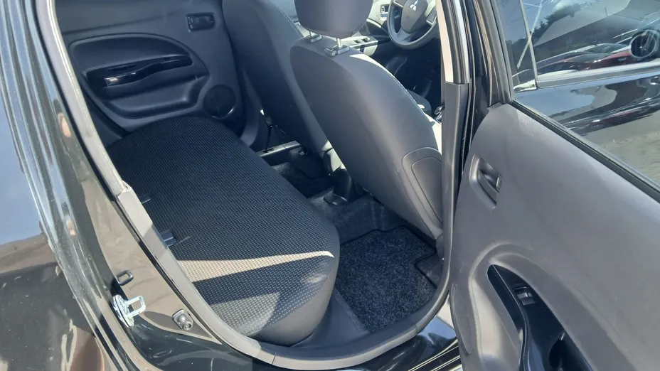 MITSUBISHI Space Star -