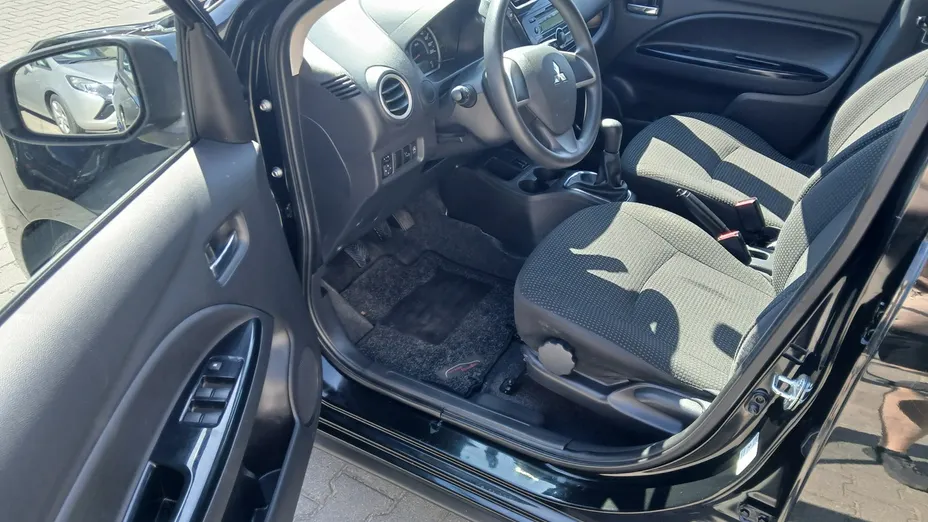 MITSUBISHI Space Star -