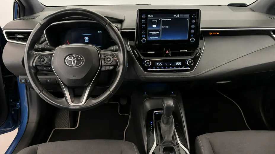 TOYOTA Corolla -