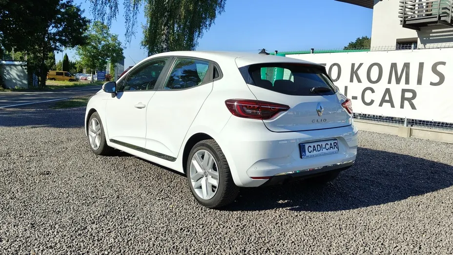 RENAULT Clio -