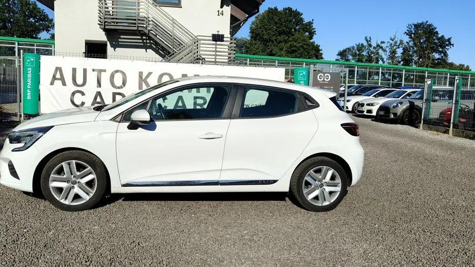 RENAULT Clio -
