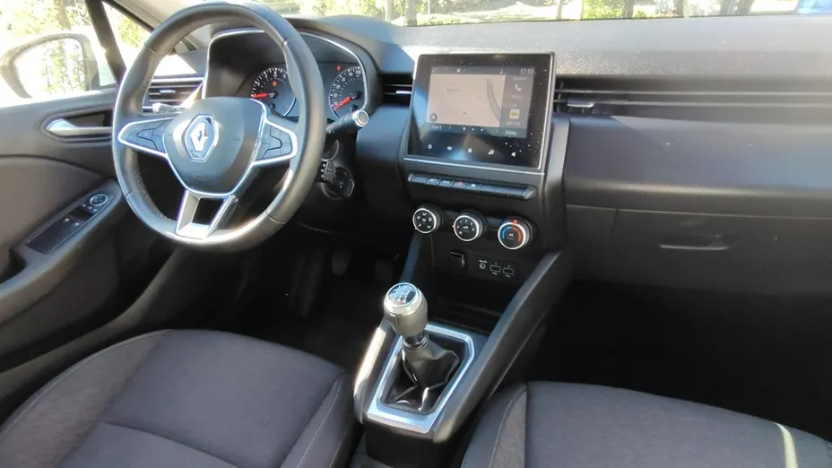 RENAULT Clio -