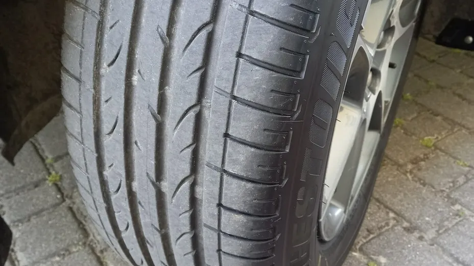 VOLVO XC60 -