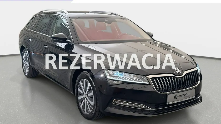 SKODA Superb -