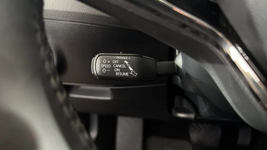 SKODA Superb -