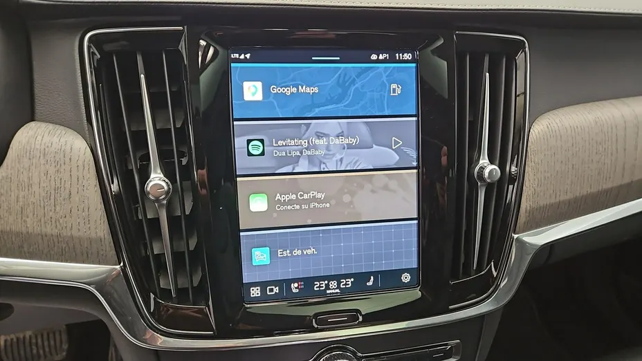 VOLVO S90 -
