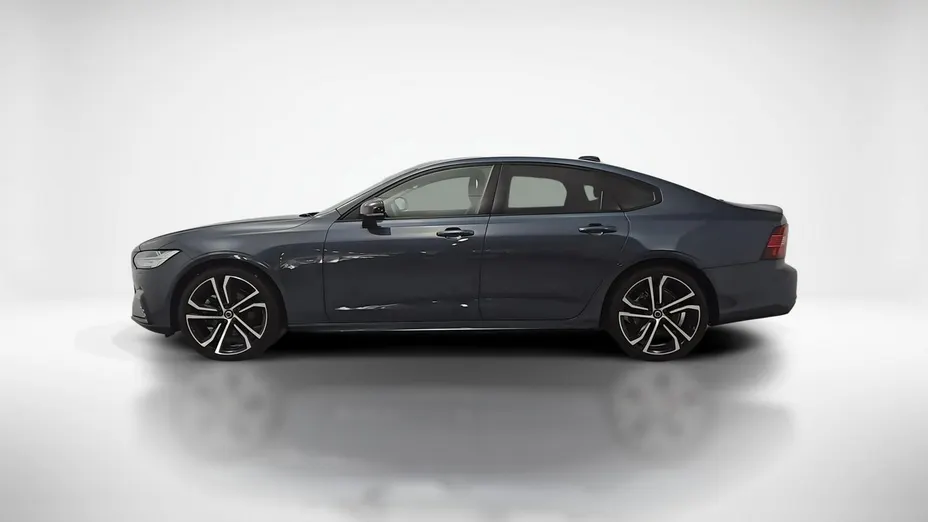 VOLVO S90 -
