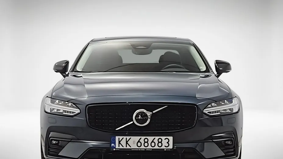 VOLVO S90 -