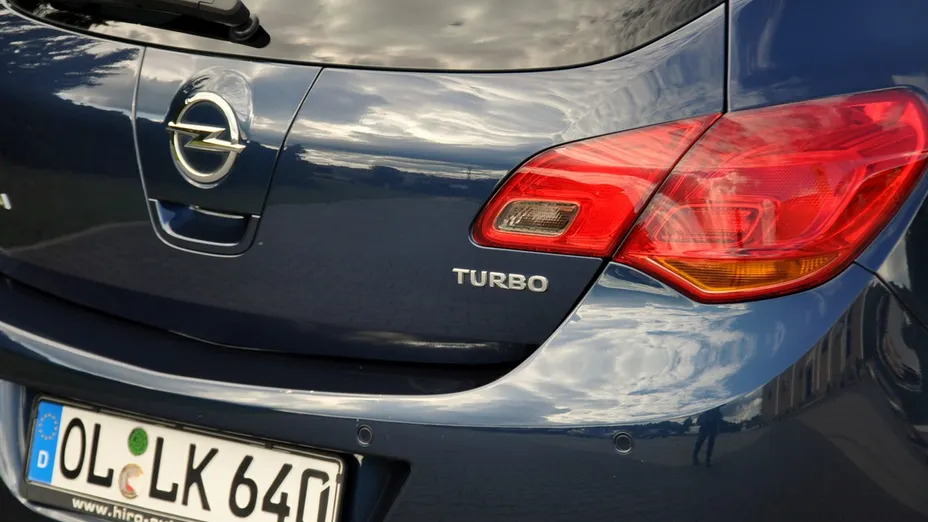 OPEL Astra -