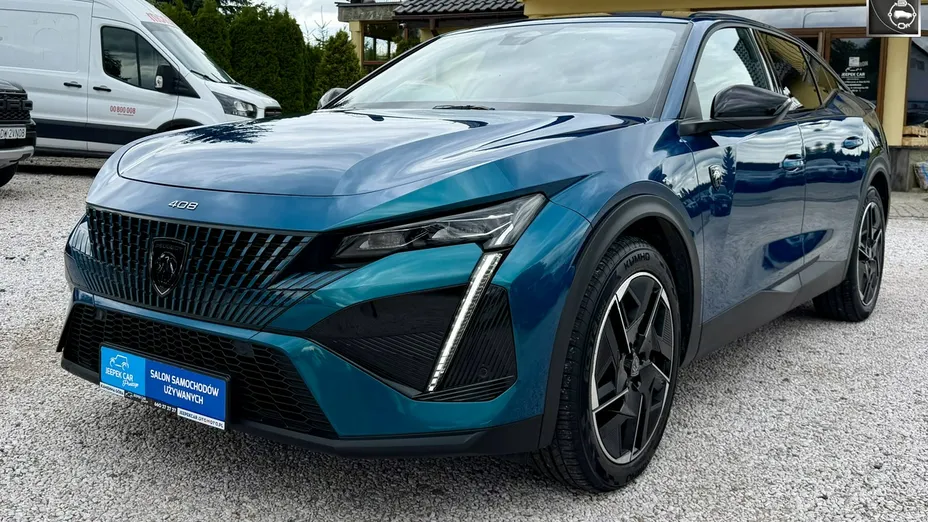 PEUGEOT 408 -