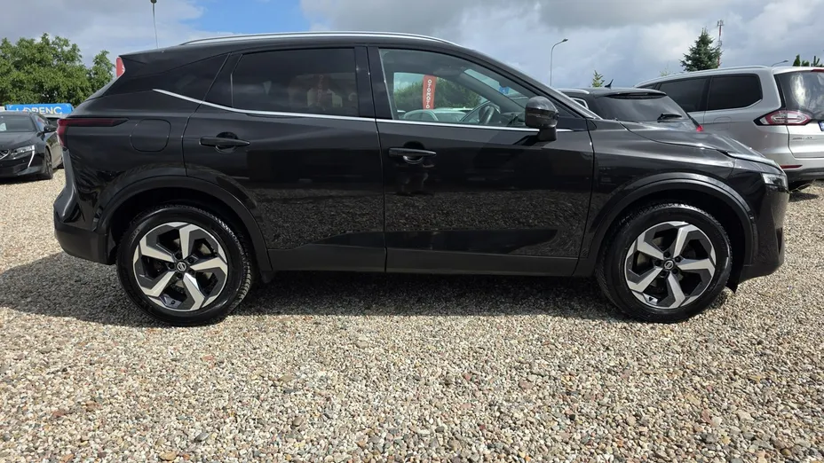NISSAN Qashqai -