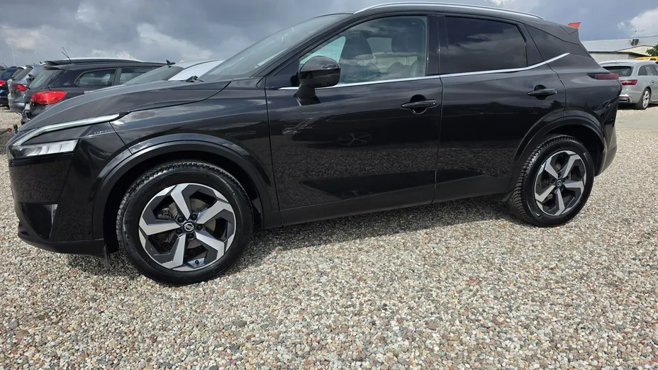 NISSAN Qashqai -