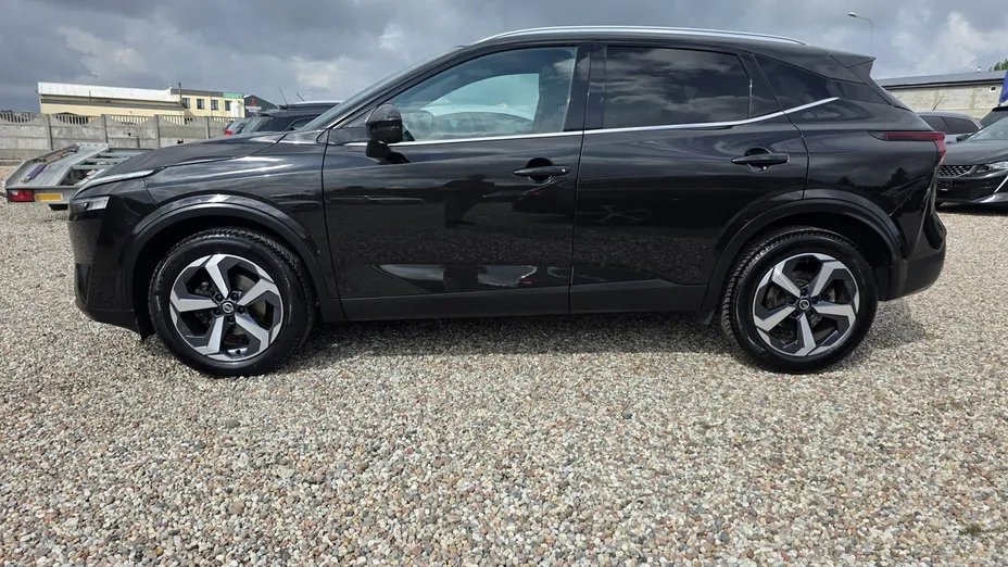 NISSAN Qashqai -