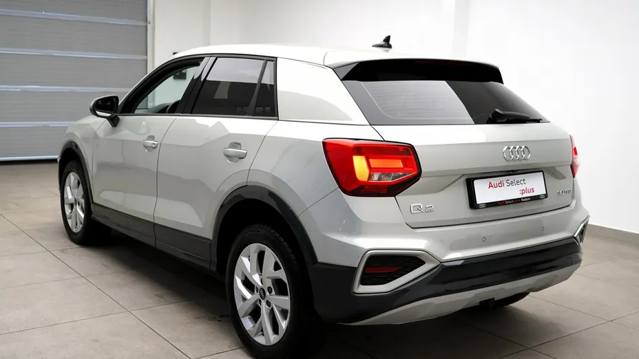 AUDI Q2 -
