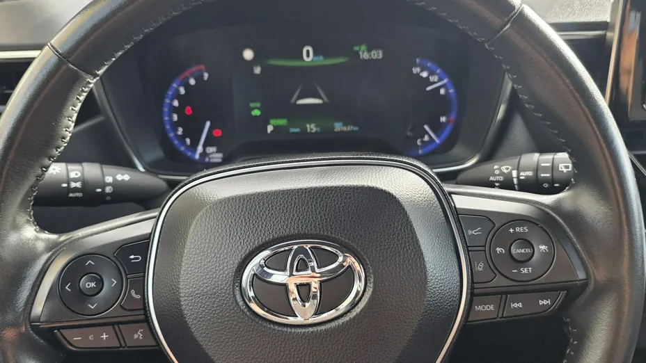 TOYOTA Corolla -