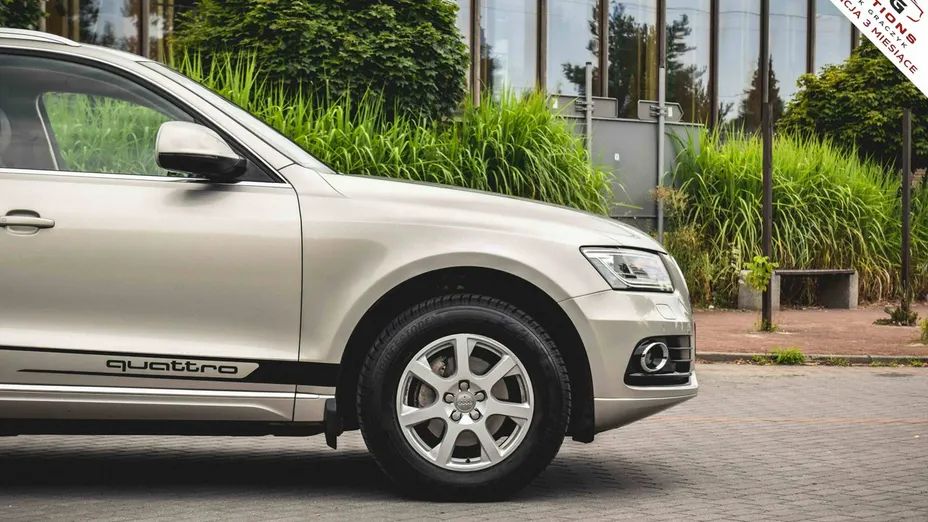 AUDI Q5 -