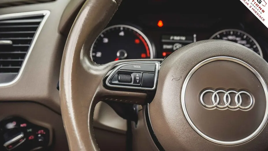 AUDI Q5 -
