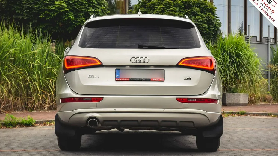 AUDI Q5 -