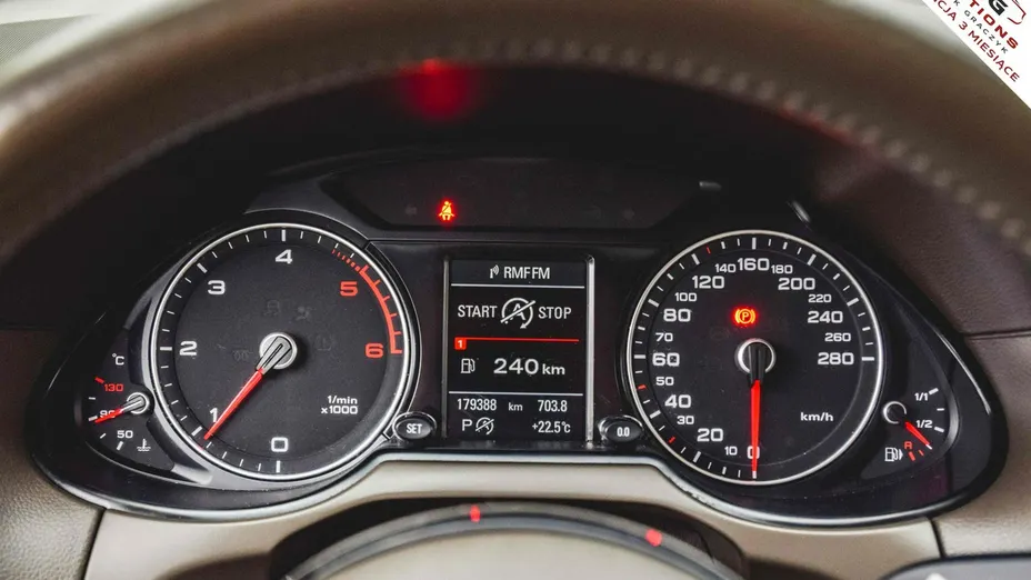 AUDI Q5 -
