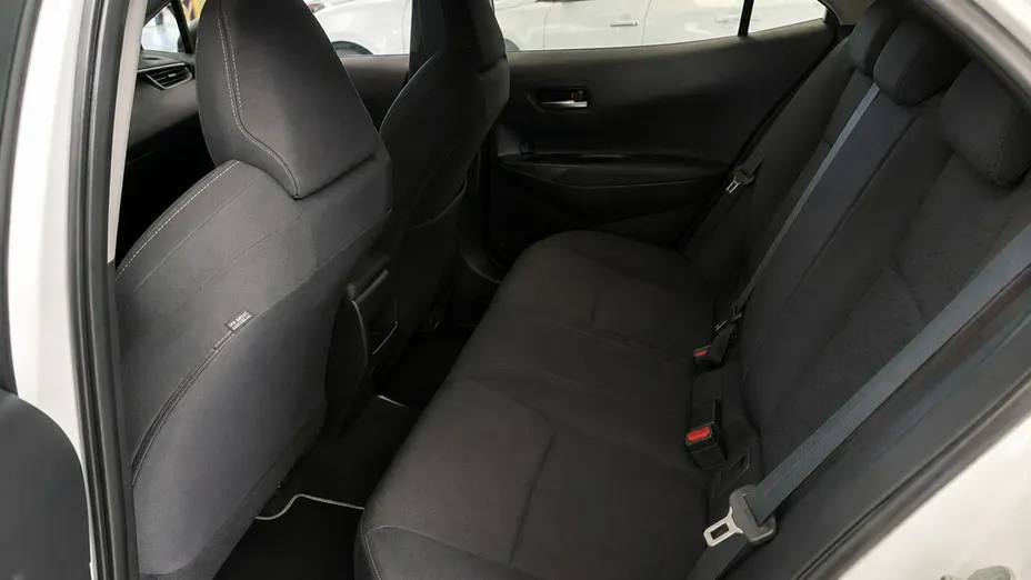 TOYOTA Corolla -
